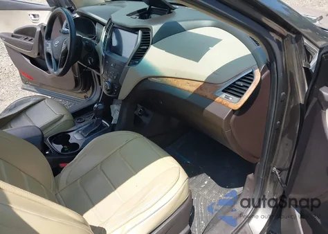 2014 Hyundai Santa Fe Sport 2.4L z USA, uszkodzony, nr VIN 5XYZT3LB8EG211915